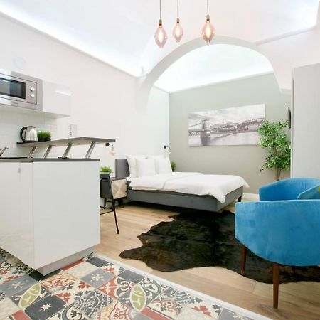 Standard Apartment By Hi5 - Nagysandor Street Budapest Eksteriør billede