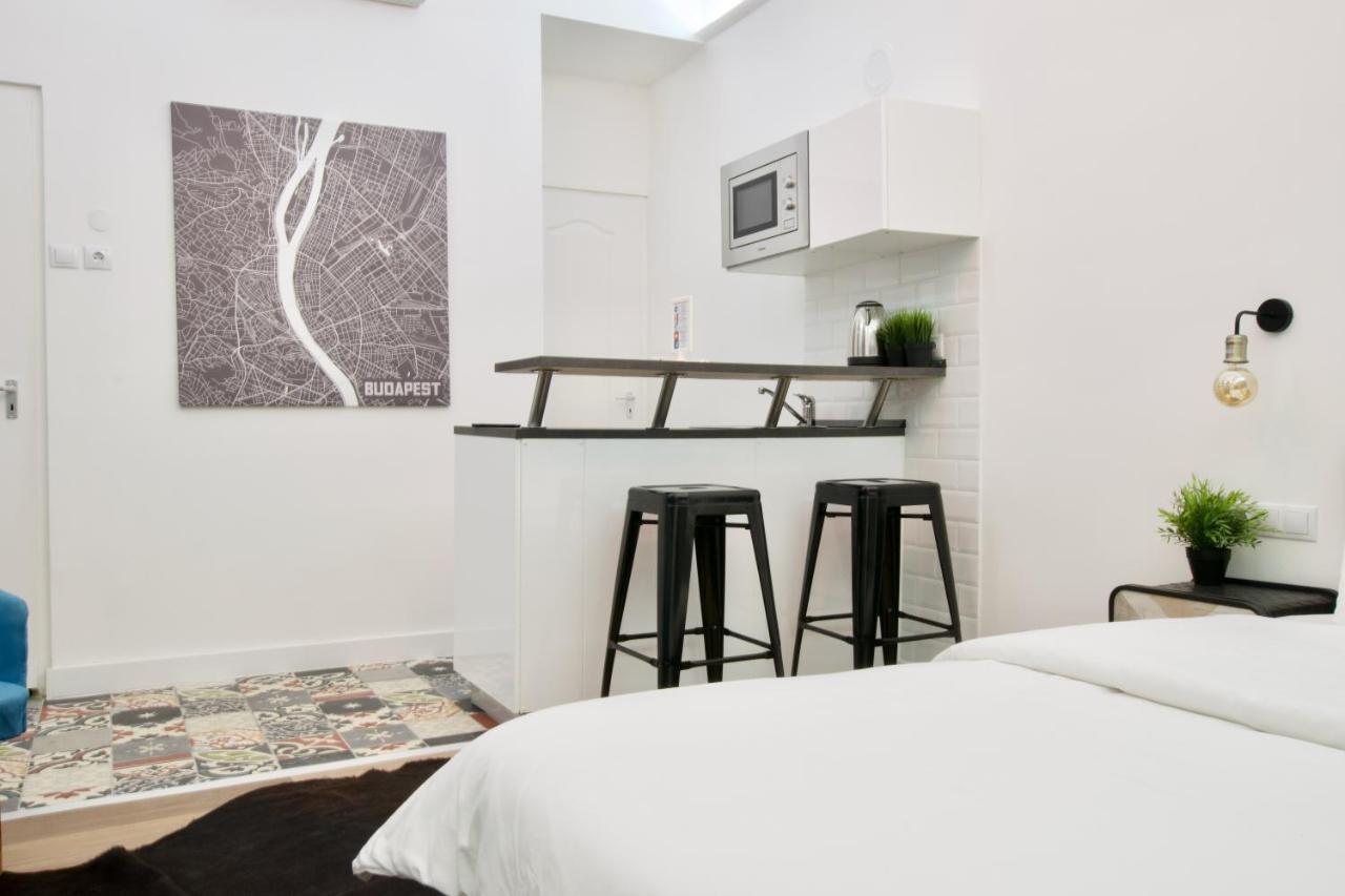 Standard Apartment By Hi5 - Nagysandor Street Budapest Eksteriør billede